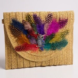 FEATHERED WHIMSY HAND DESIGNED LAYERED STRAW ENVELOPE CLUTCH/ CROSSBODY CLUTCH